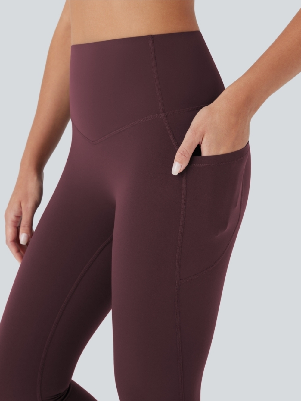 High-Rise Pocket Leggings in Plum